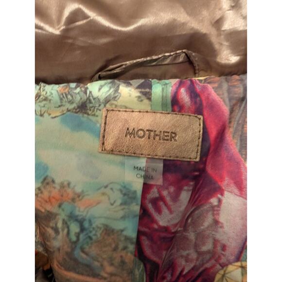 MOTHER The Buttoned Up Metallic Puffer Jacket in Luster SMALL - Picture 5 of 6